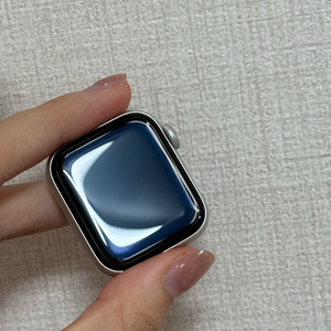 애플워치 SE2 실버 40mm GPS 팝니다
