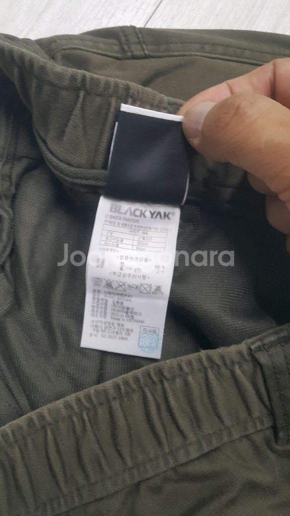 블랙야크 정품(사방스판) 간절기 카고바지 32~33인치--4