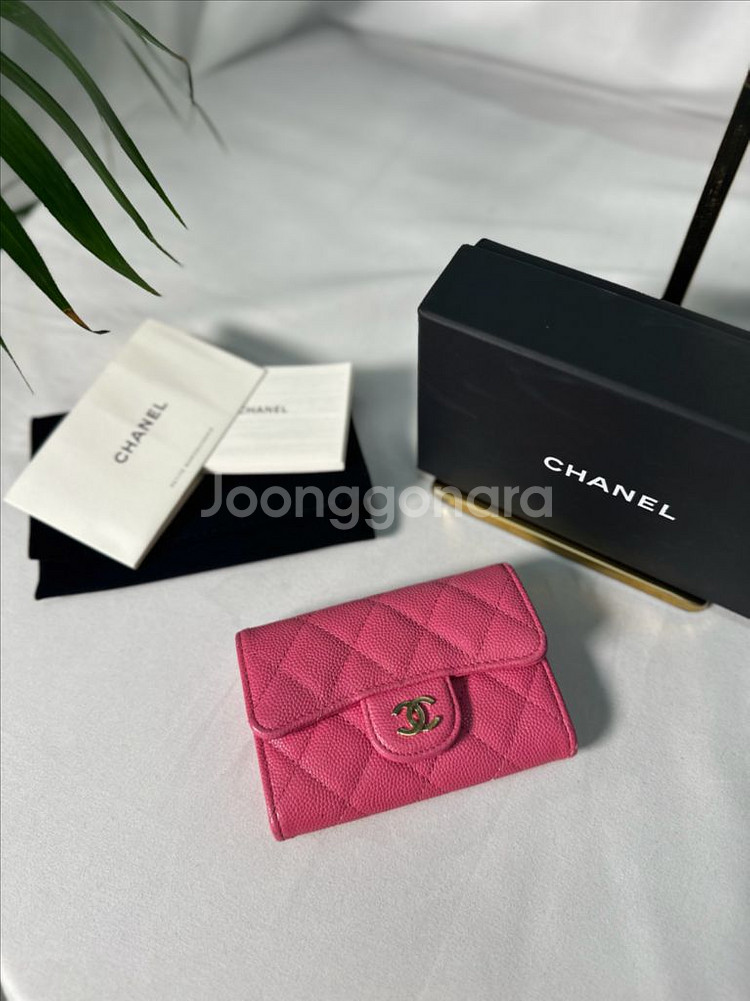 샤넬 클래식 똑딱이 금장 핑크 카드지갑--0