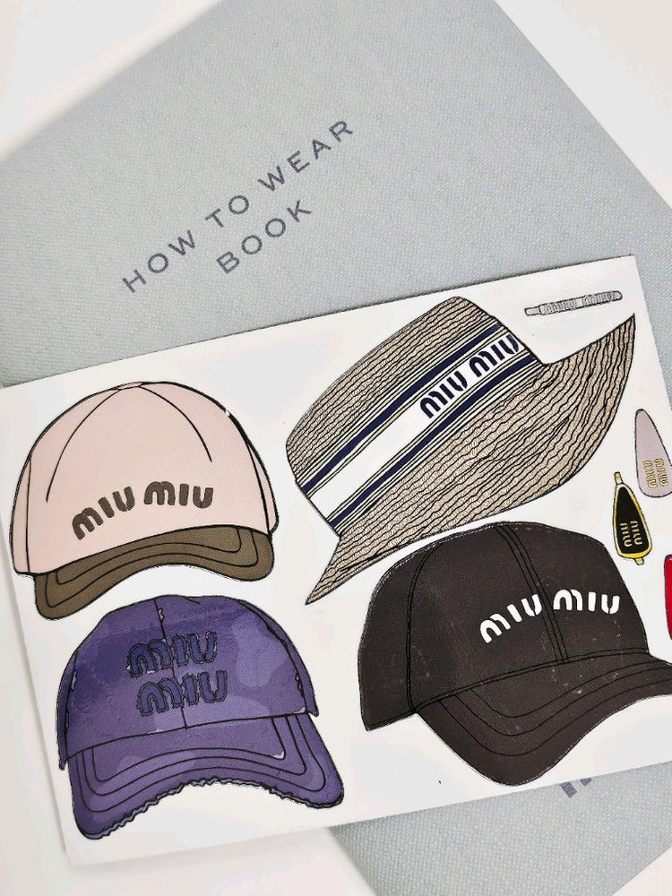 [MIU MIU] 정품 옷입히기 놀이 스티커 세트 + How to Wear Book / 새상품 이미지