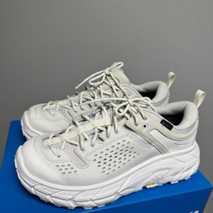 호카 토르 로우 화이트 260