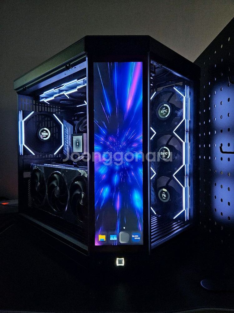 9950X3D 5090 Y70터치 엔드급 본체--1