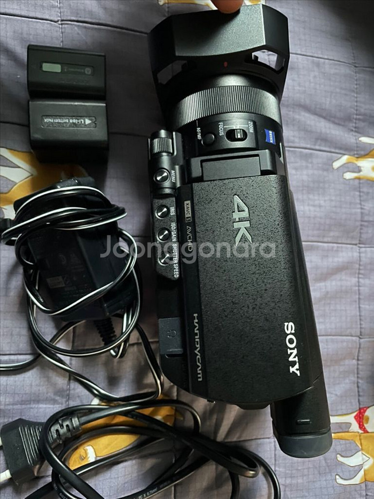 소니 AX700 4K 캠코더--1