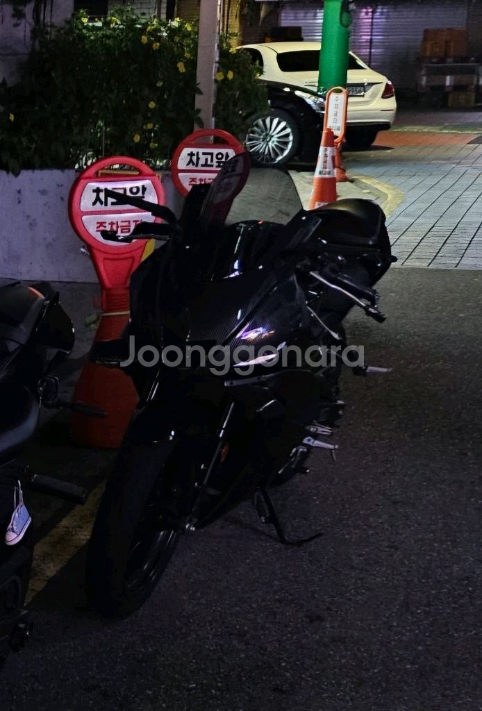 24년식 야마하 YZF R3 판매합니다--4