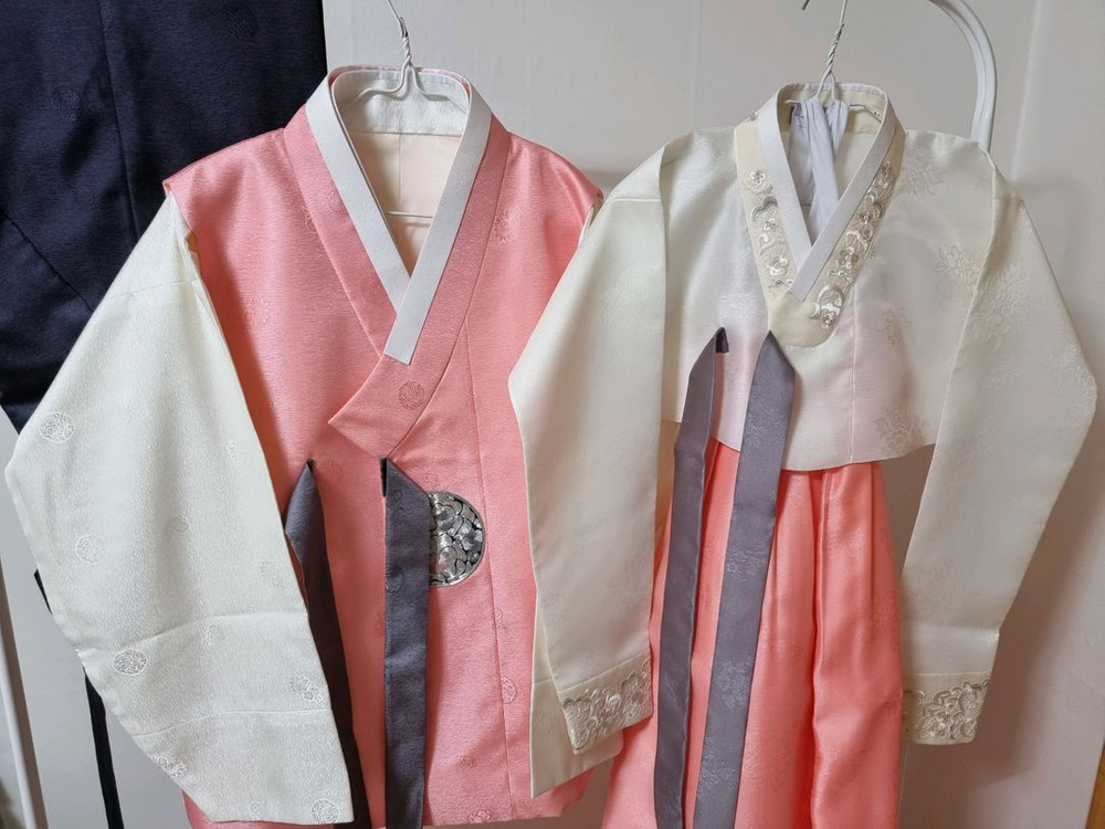 신랑 신부 한복 사이즈 맞으면 대박! 예신 신혼 웨딩--1