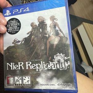 플스4 레플리칸트 새제품 이미지