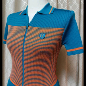 현대백화점 에서 CC클럽 브랜드 에서매했습니다