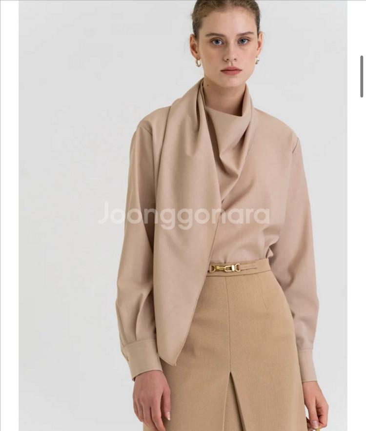 [새상품] 킨더살몬 블라우스--0