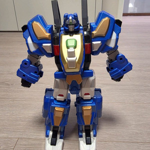 다이노코어 에볼루션 메가 디파이터 트리