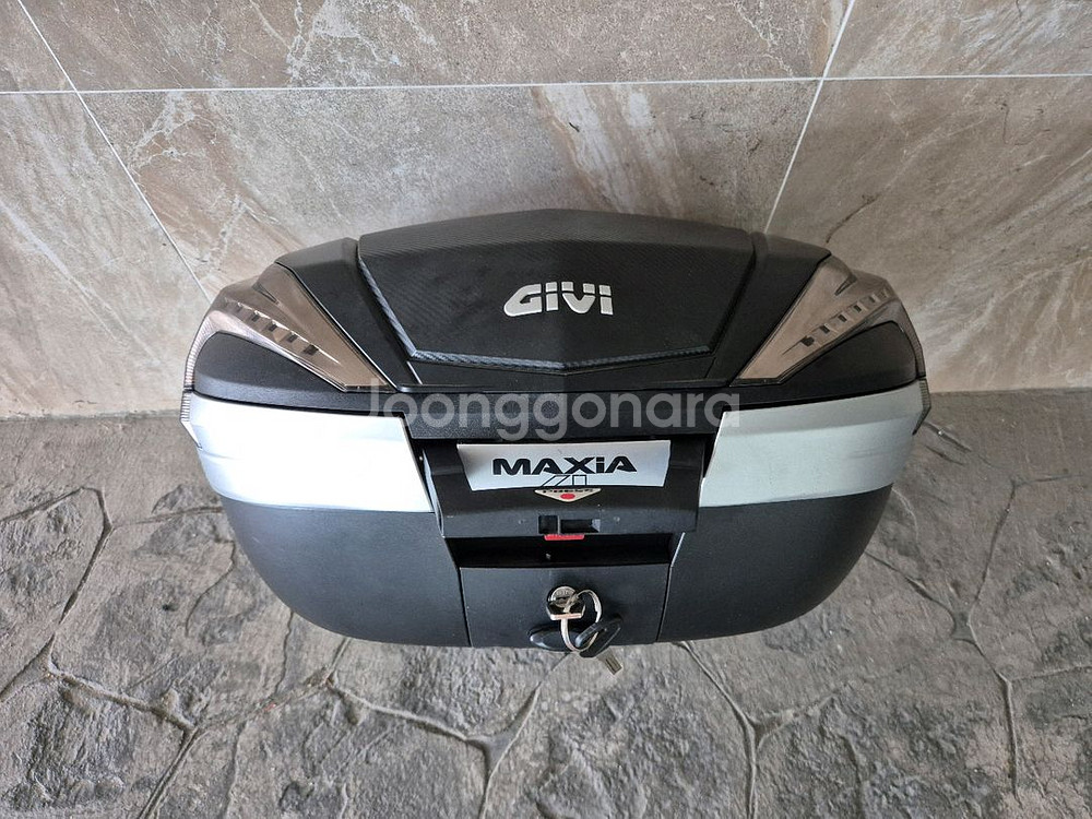 티맥스 기비 탑박스 셋트 팔아요--0