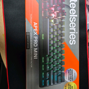 스틸시리즈 Apex Pro Mini 키보드 팔아요.