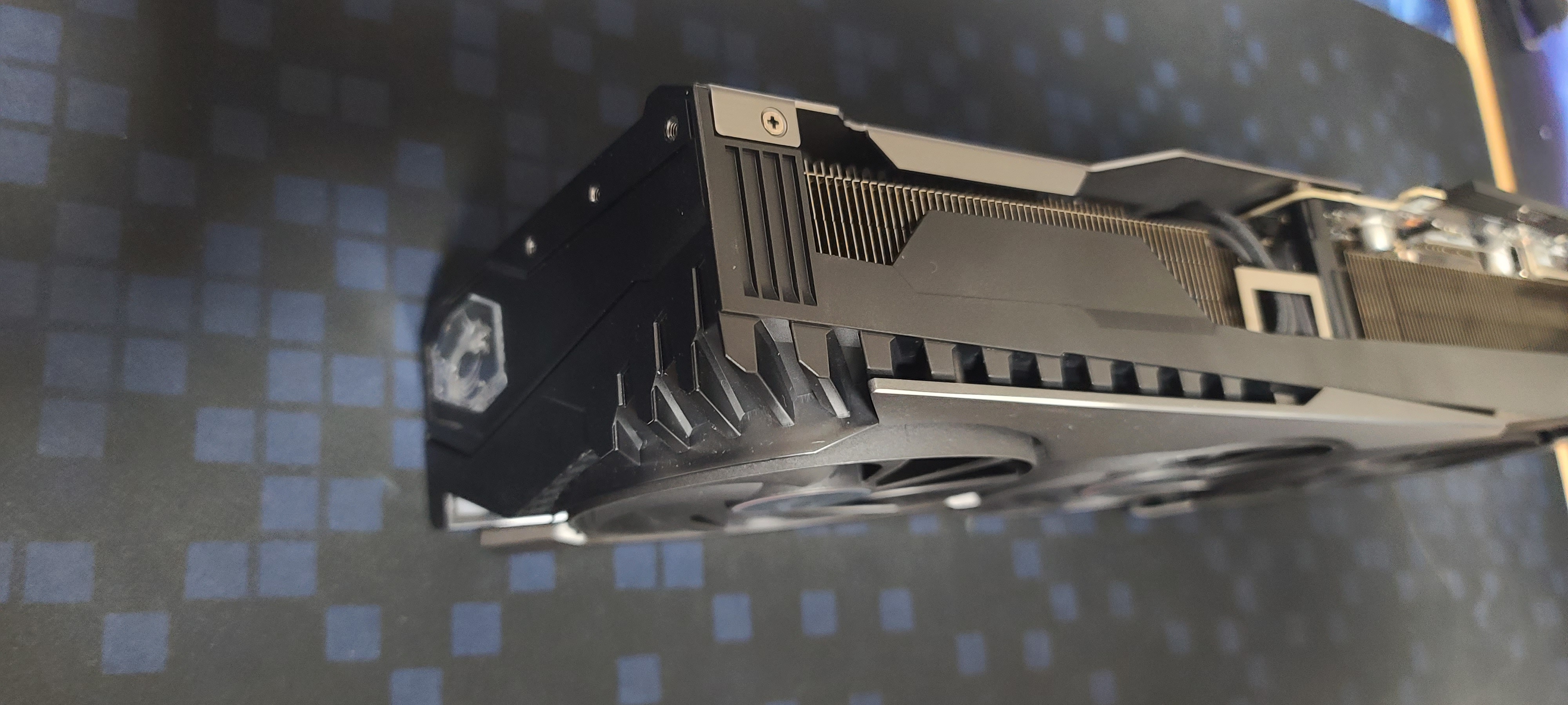 RTX 5080 뱅가드 풀박스 판매합니다.--4
