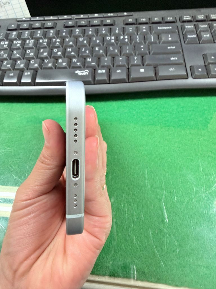 아이폰15 256기가 블루--11