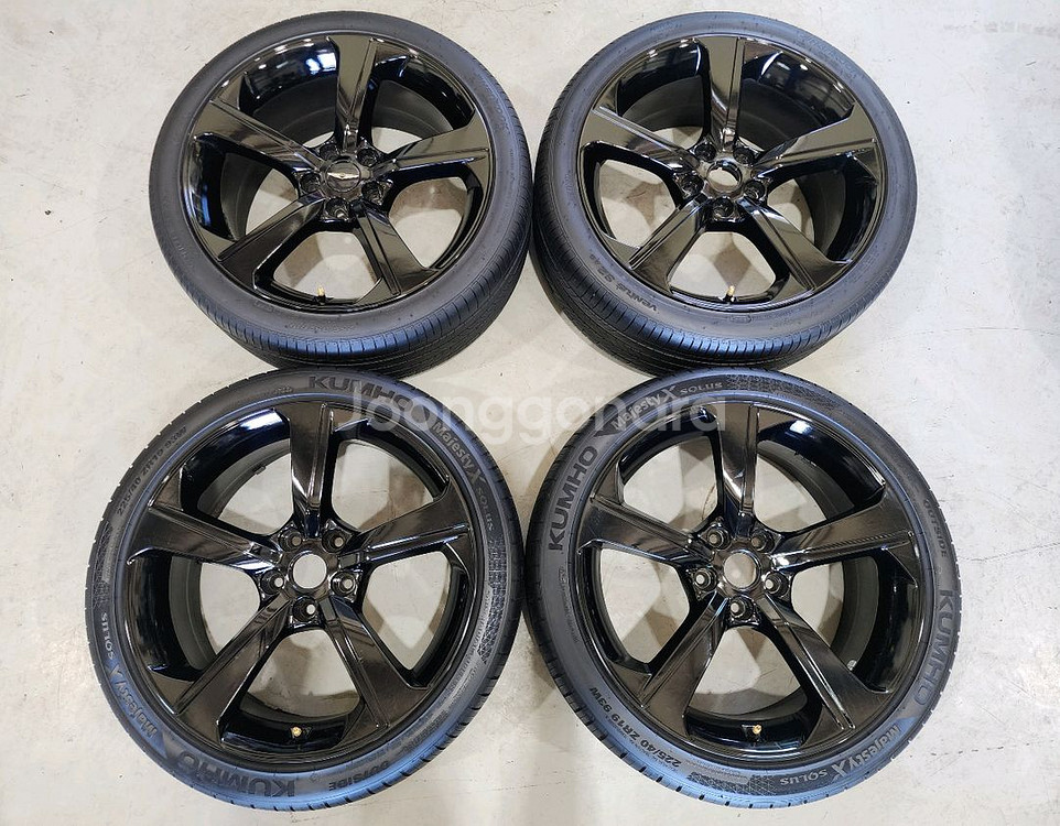 제네시스 G70 3.3 터보 스포츠 19인치 휠타이어,--0