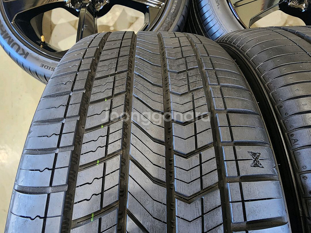 제네시스 G70 3.3 터보 스포츠 19인치 휠타이어,--8