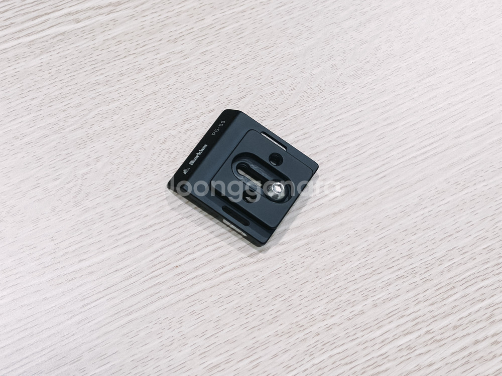카메라 플레이트 마킨스 PG-50 판매합니다.--0