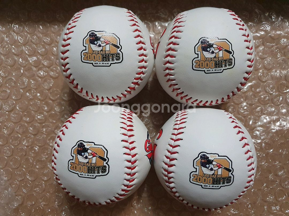 KBO 레전드 이대호 2000안타 기념구--0