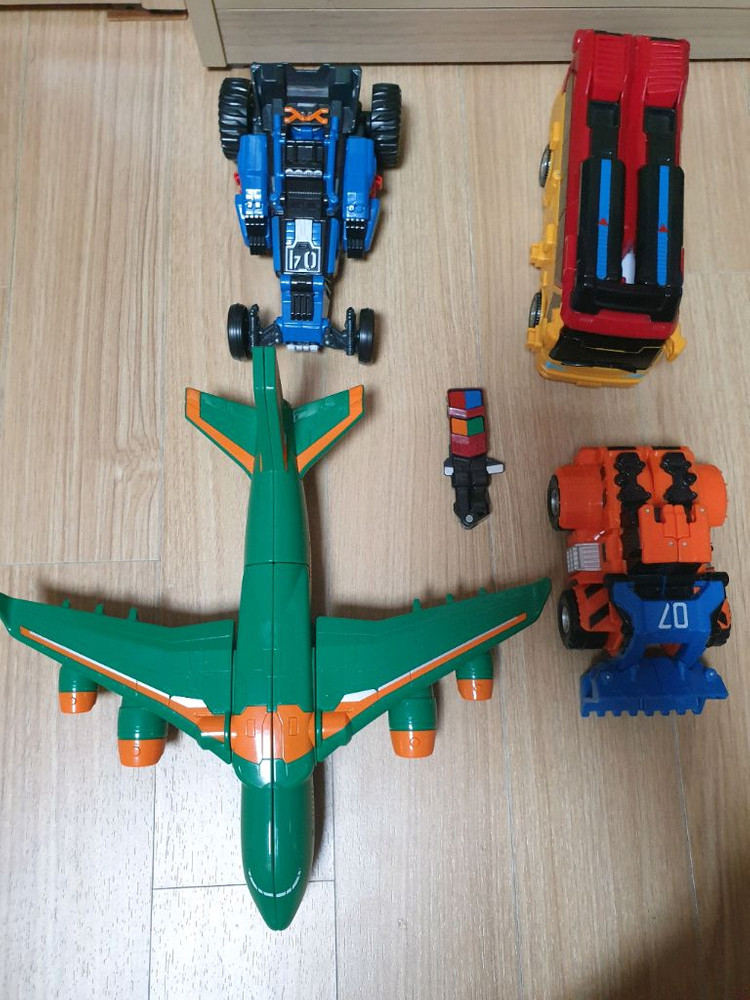 또봇 V 킹포트란+제트썬더 일괄--1