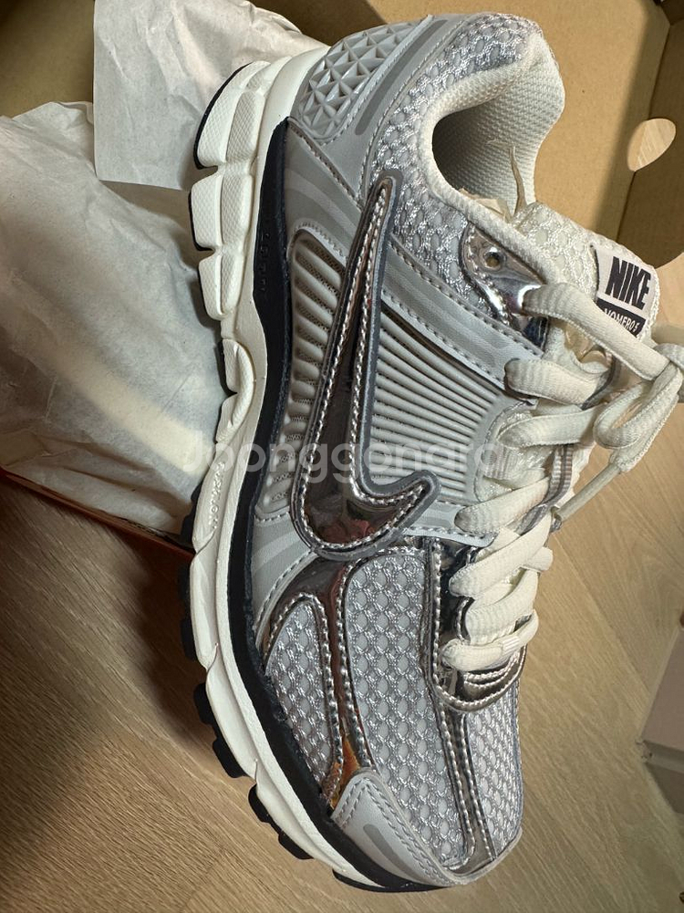 나이키 줌버메로 235 새상품--0