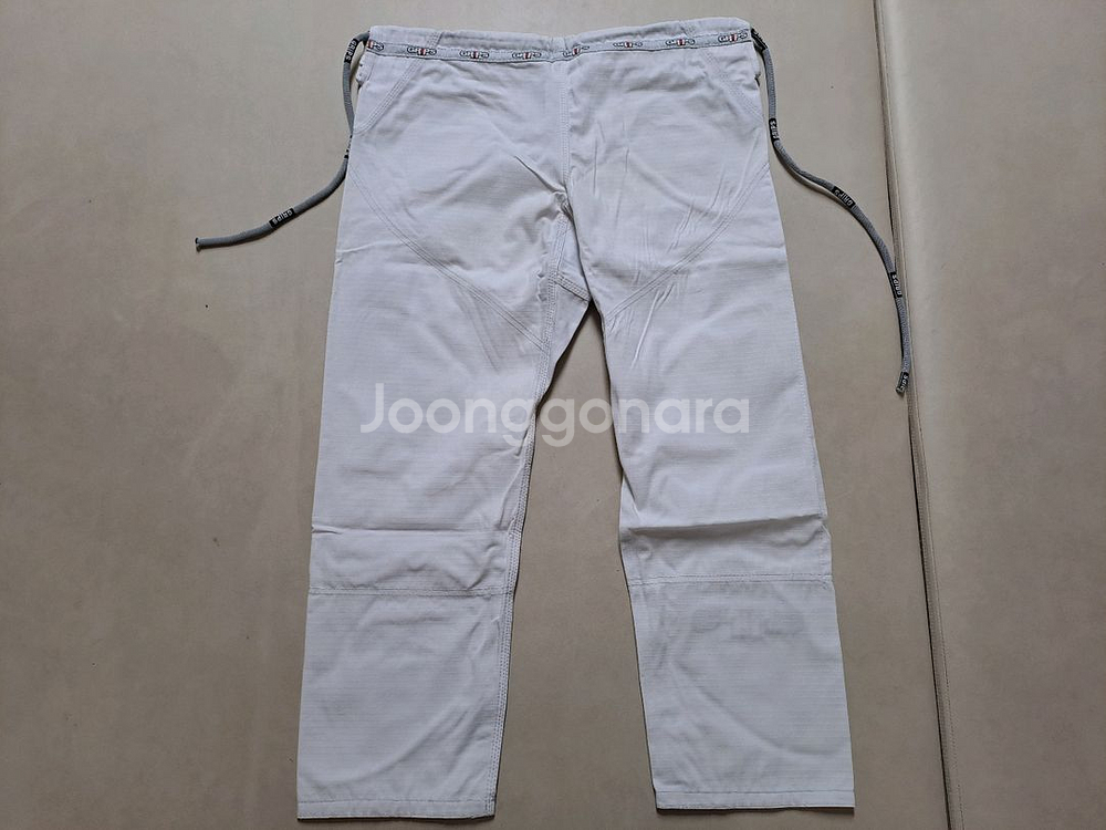 새상품) 그립스 시크릿 웨폰 2.0 화이트 주짓수 도복--5