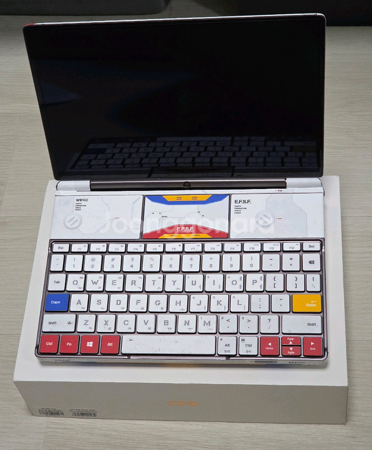 gpd 윈맥스2 hx370 64 2tb lte 팝니다--1