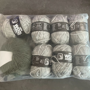 뜨개실 울어딕트 러브 (wool addicts love