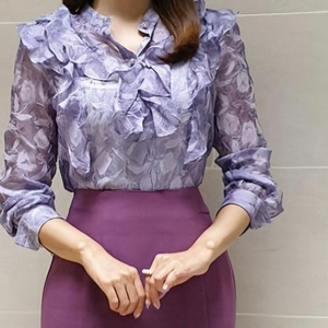 아이유 오엘 블라우스 똑같은 디자인 새상품(배송비포함)