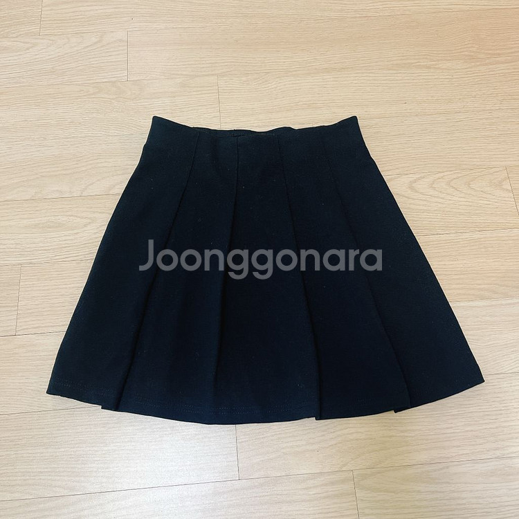 H&M 플리츠 스커트 새상품--2