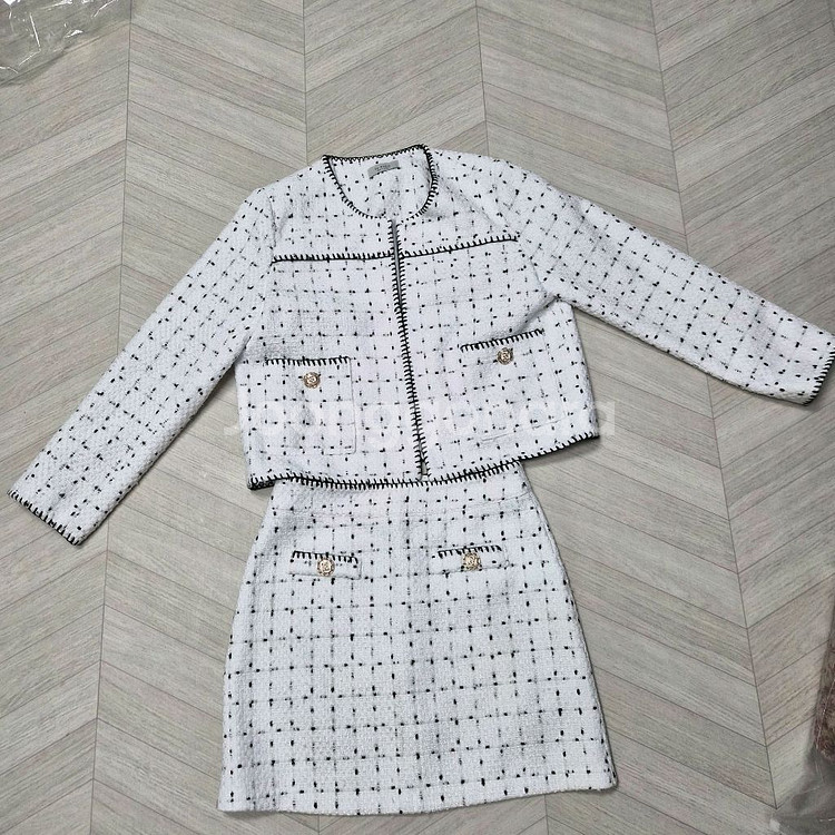 트위드세트 화이트 셋업 L 바이씨니--3