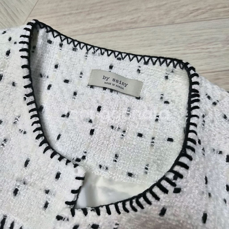 트위드세트 화이트 셋업 L 바이씨니--4