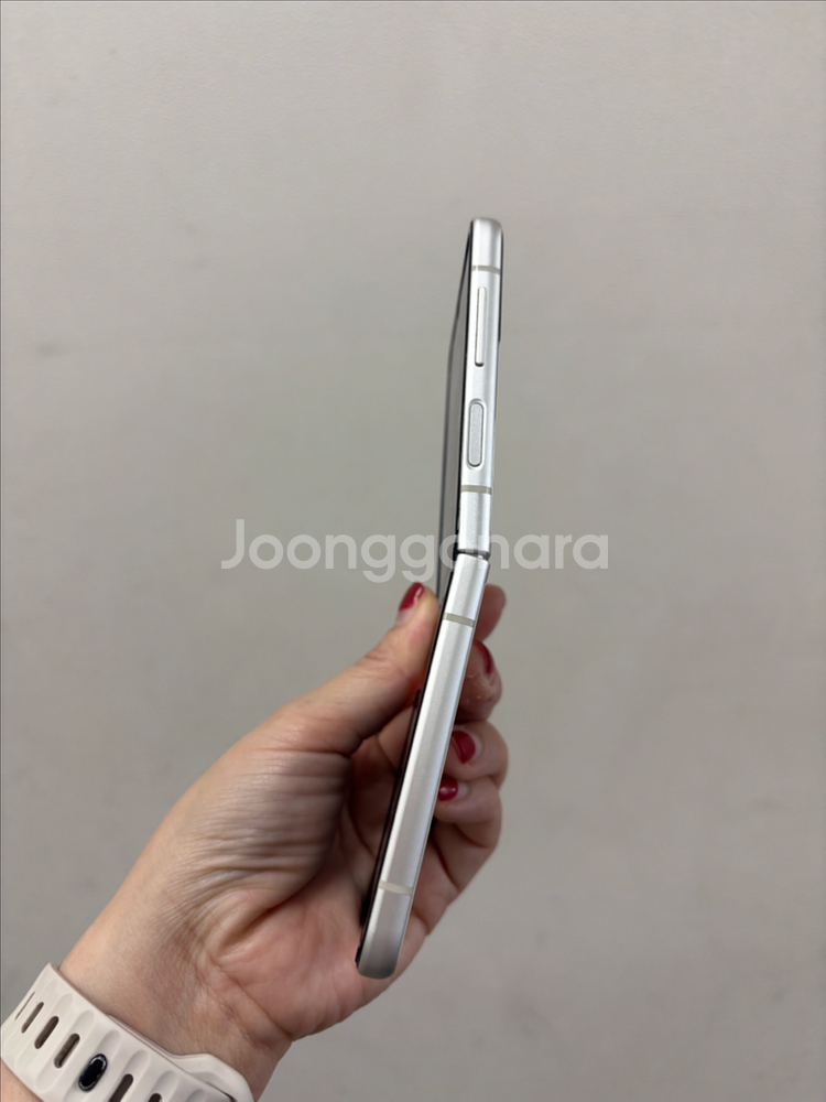 (부산중고폰)갤럭시z플립3 크림 256기가 판매해요--4