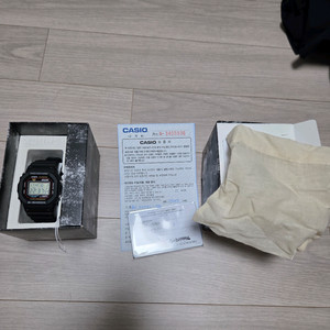 지샥 DW-5600RL-1 팝니다