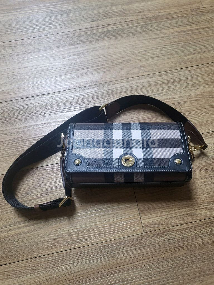 버버리 토트백 숄더백 프라다--0