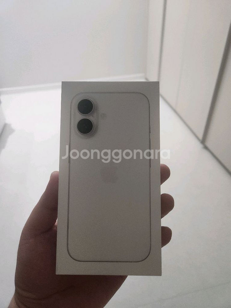 아이폰 16 미개봉 자급제 화이트 128gb--0