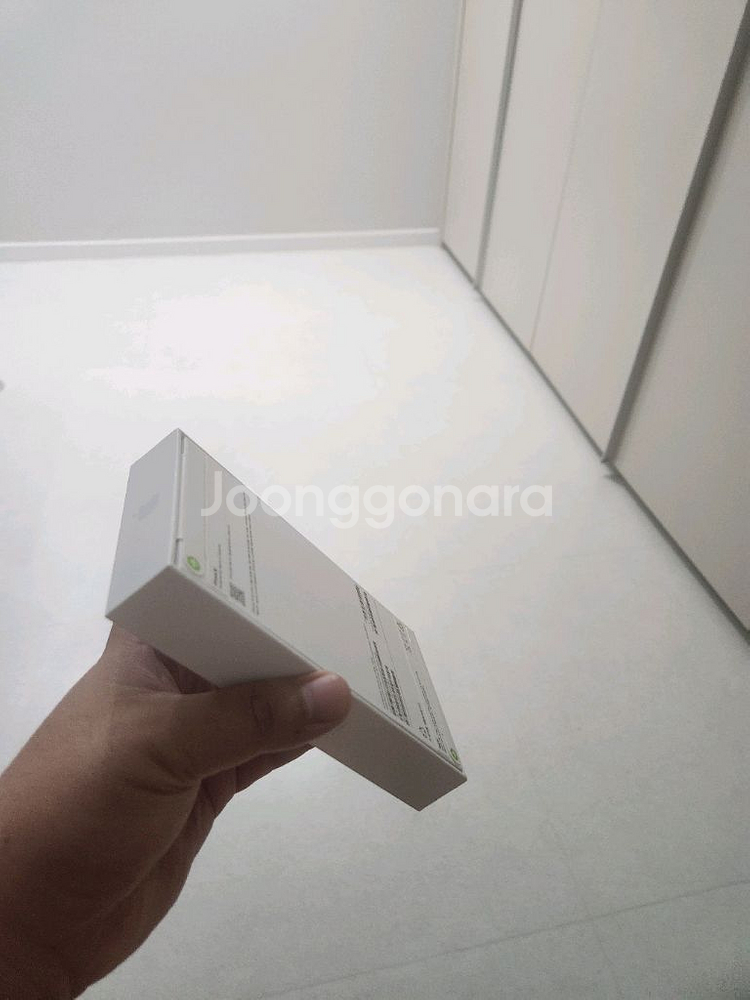 아이폰 16 미개봉 자급제 화이트 128gb--4
