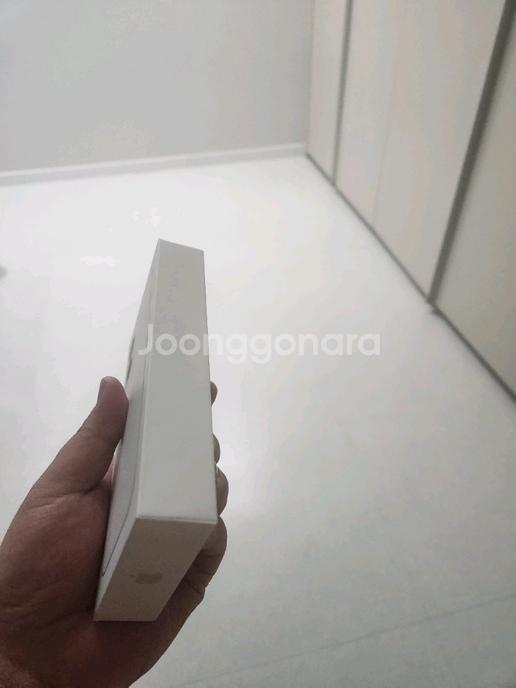 아이폰 16 미개봉 자급제 화이트 128gb--3