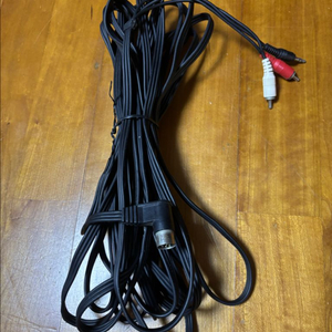 보스 홈시어터 우퍼 미디어센터 연결 케이블