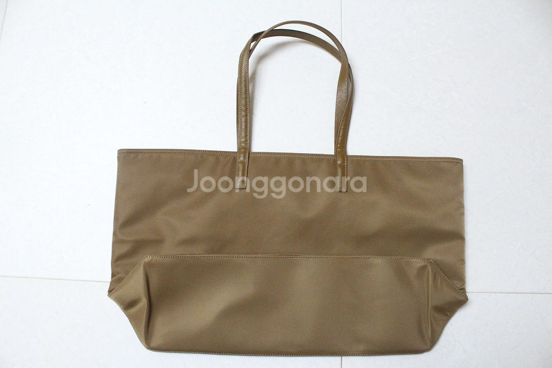 프라다 리에디션 1978 라지 리나일론 토트백--3