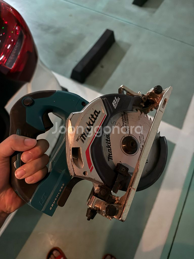 중고 마끼다 원형톱 DHS475 (5인치, 오른날)--0