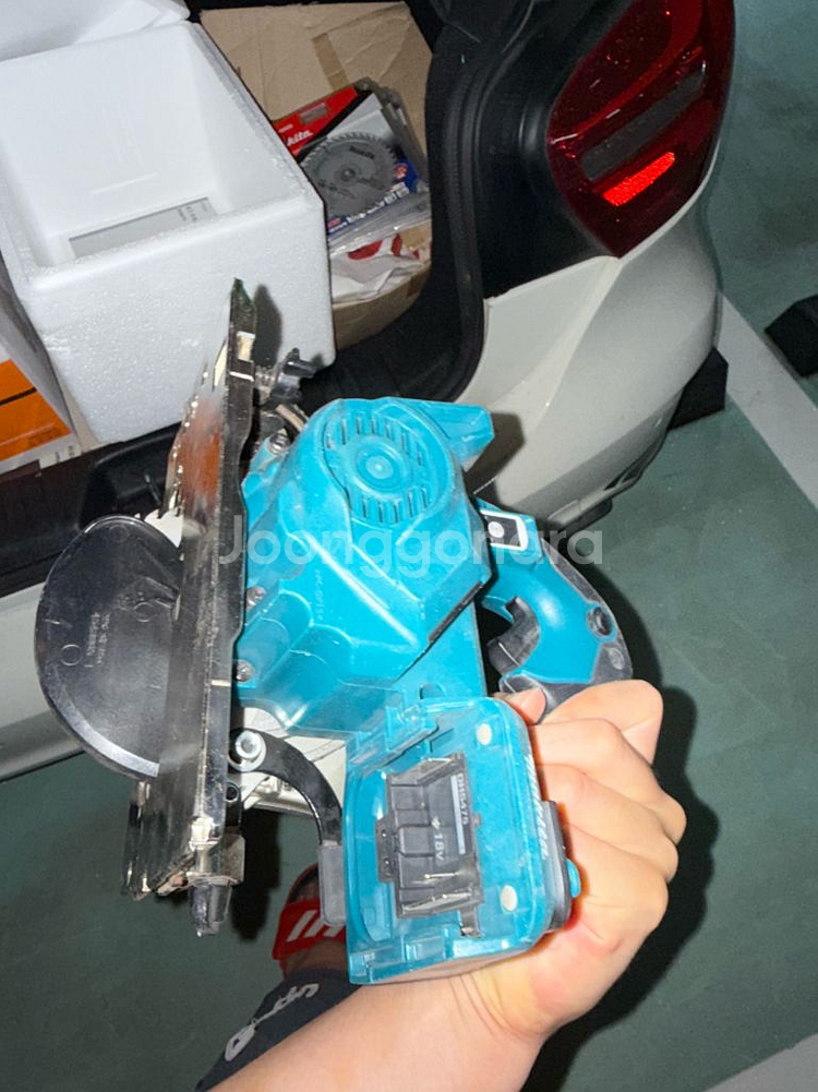 중고 마끼다 원형톱 DHS475 (5인치, 오른날)--4