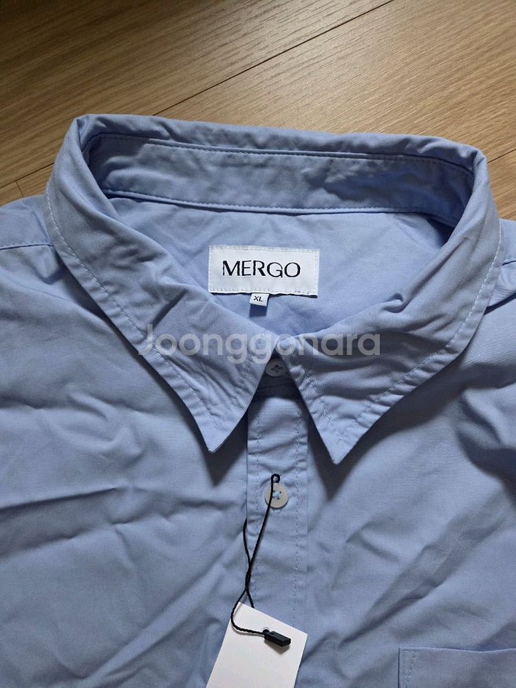 새상품.하늘색 셔츠--2