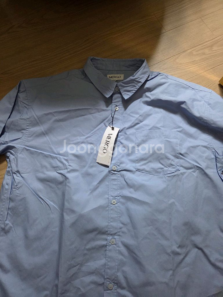 새상품.하늘색 셔츠--0