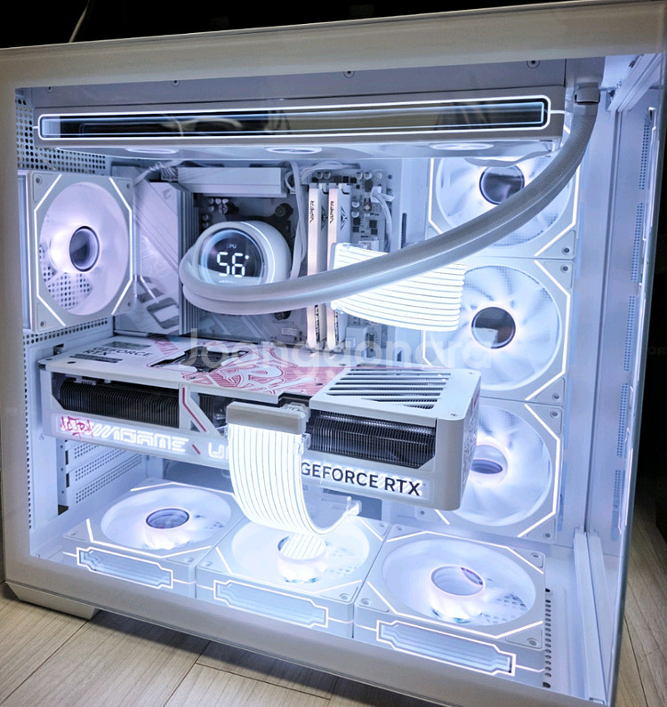 라이젠7 9800x3d rtx5080 울트라본체--0