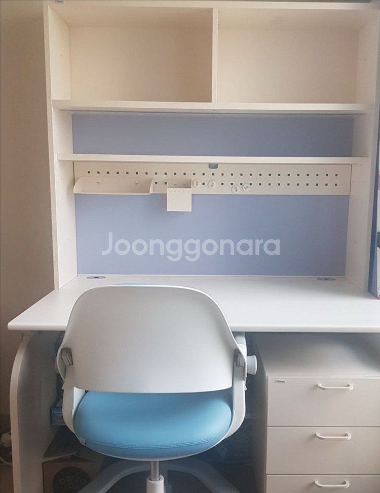 일룸 책상세트--1