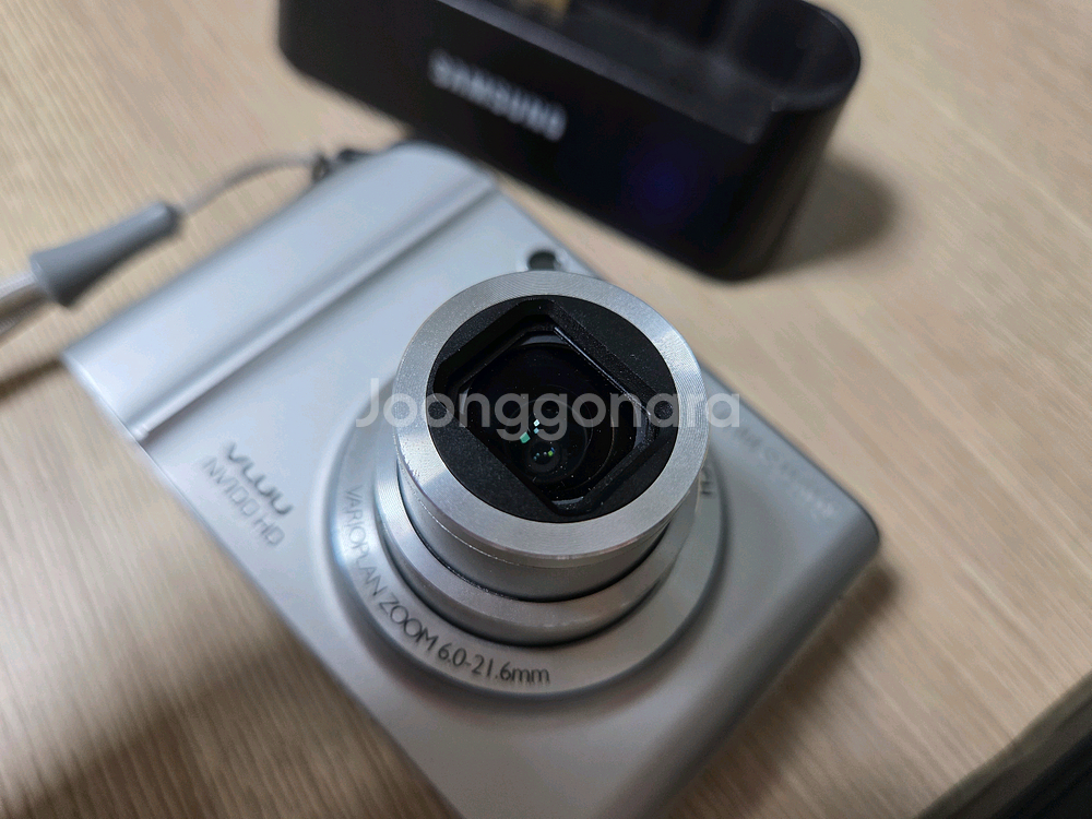 삼성 nv100hd 디지털카메라 팝니다.--0