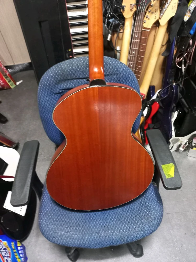 코로나 AP 100EQ 통기타 이미지