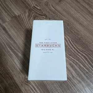 스타벅스 1호점 텀블러 팝니다. (미개봉)