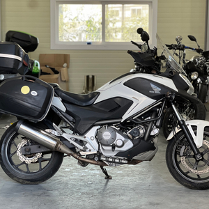 혼다 NC 700X 12년식 6만KM 삼박스 일발시동