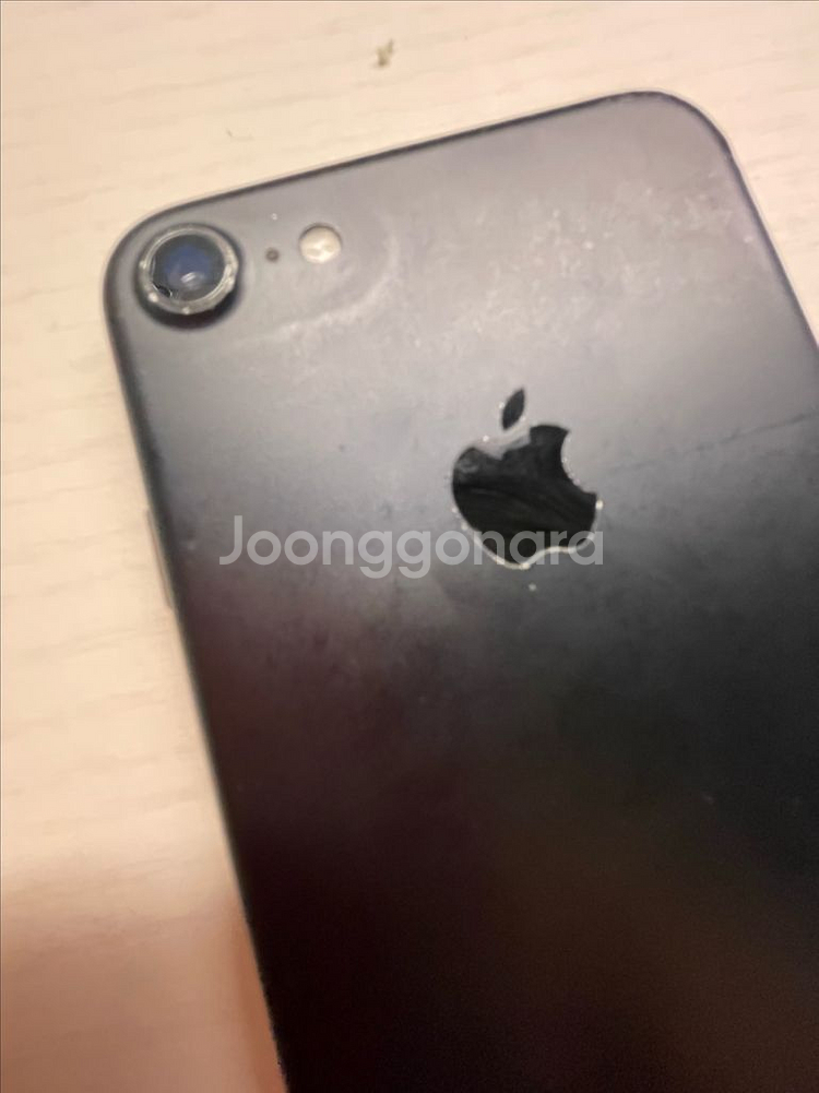 아이폰7 32GB 블랙 파손--7