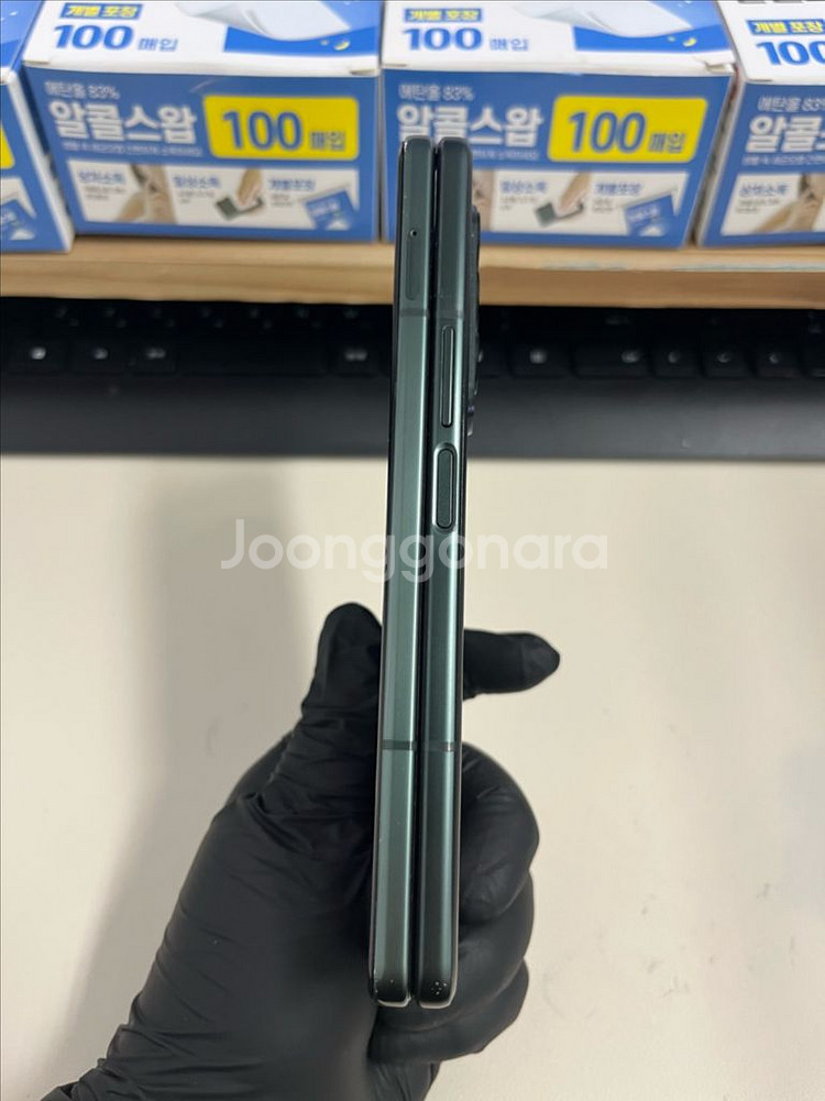 갤럭시Z폴드3 256G 그린 A급!--4